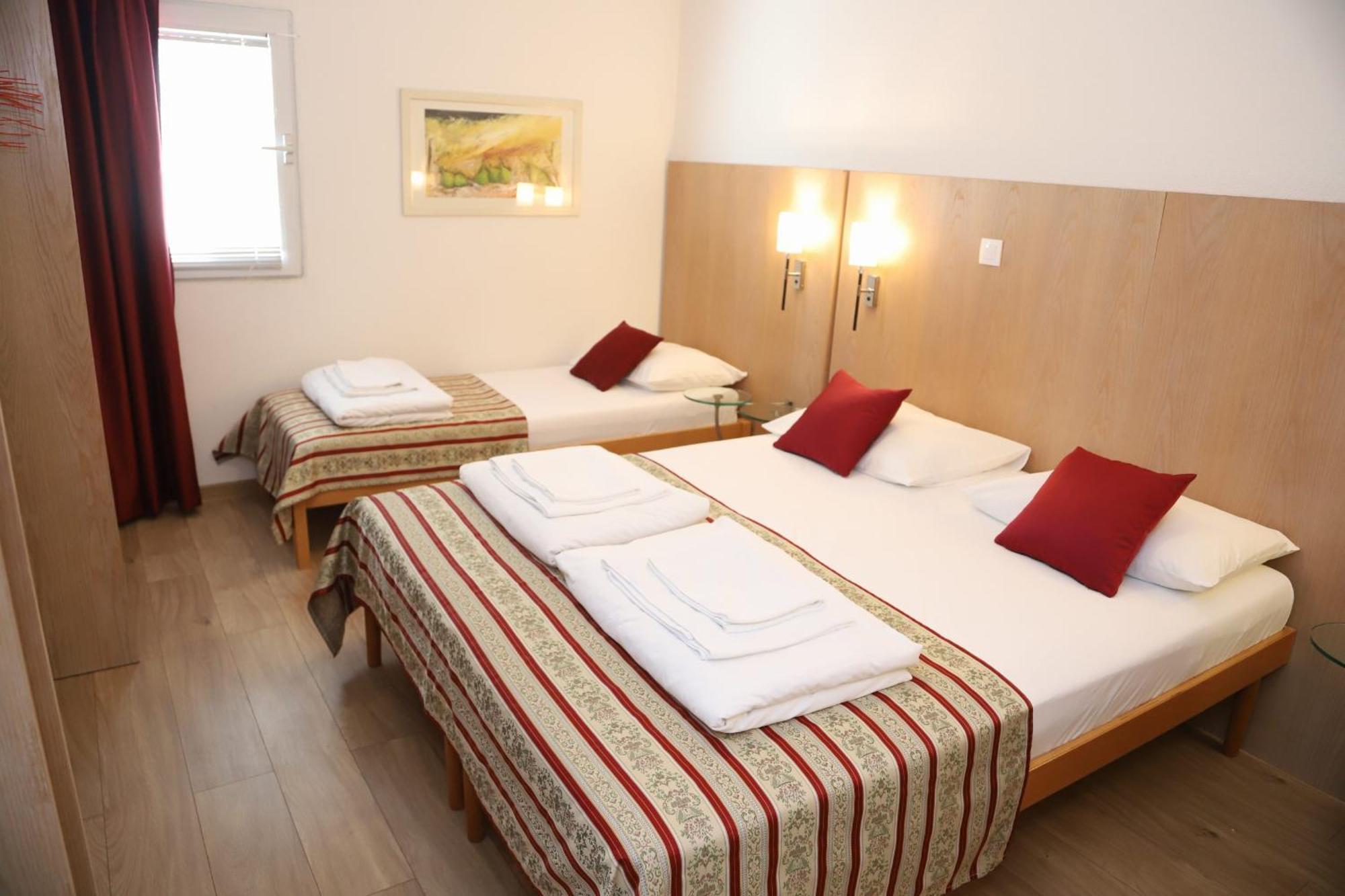 Villa Deny Mostar - With Free Parking Eksteriør bilde