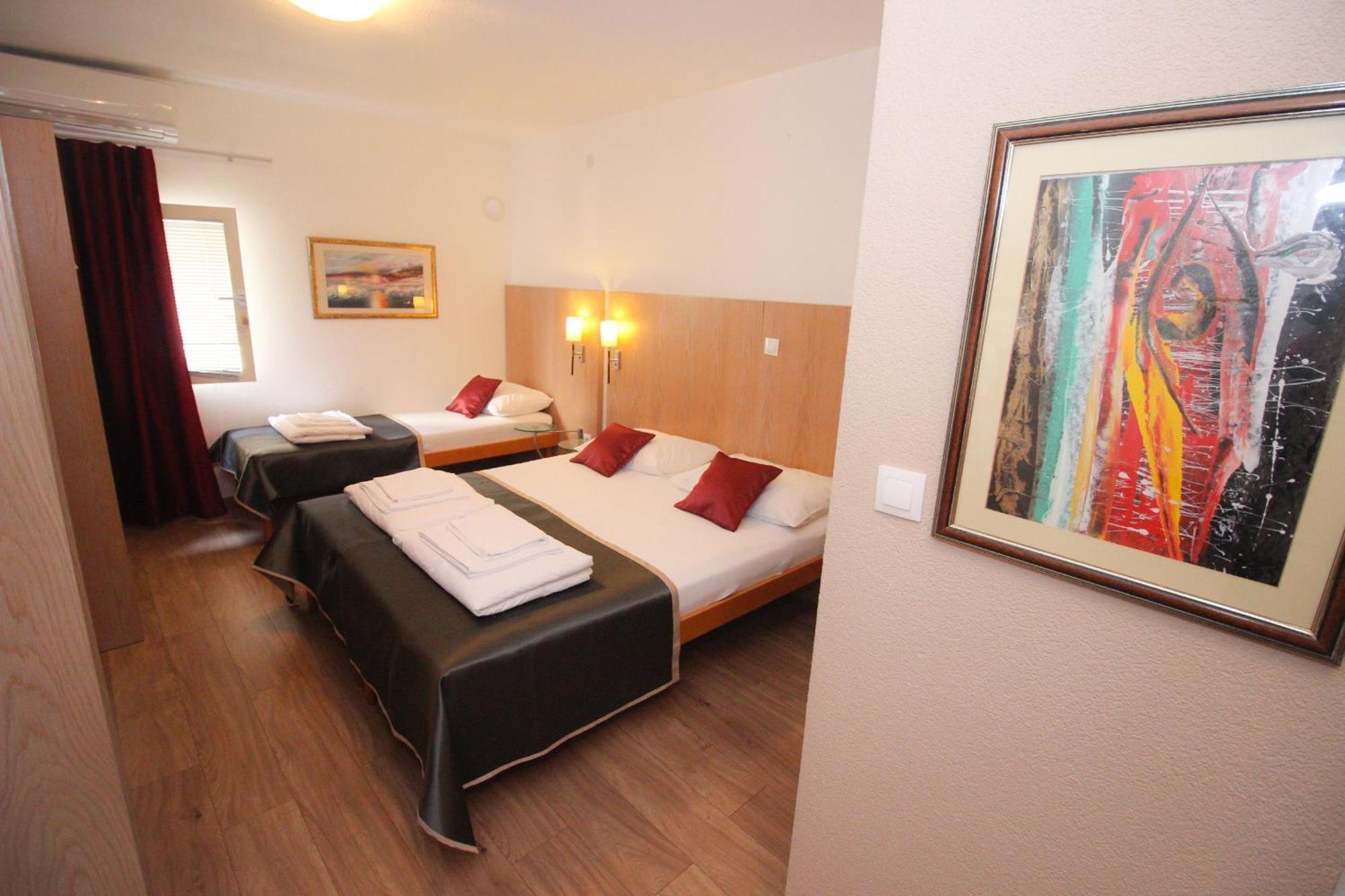 Villa Deny Mostar - With Free Parking Eksteriør bilde