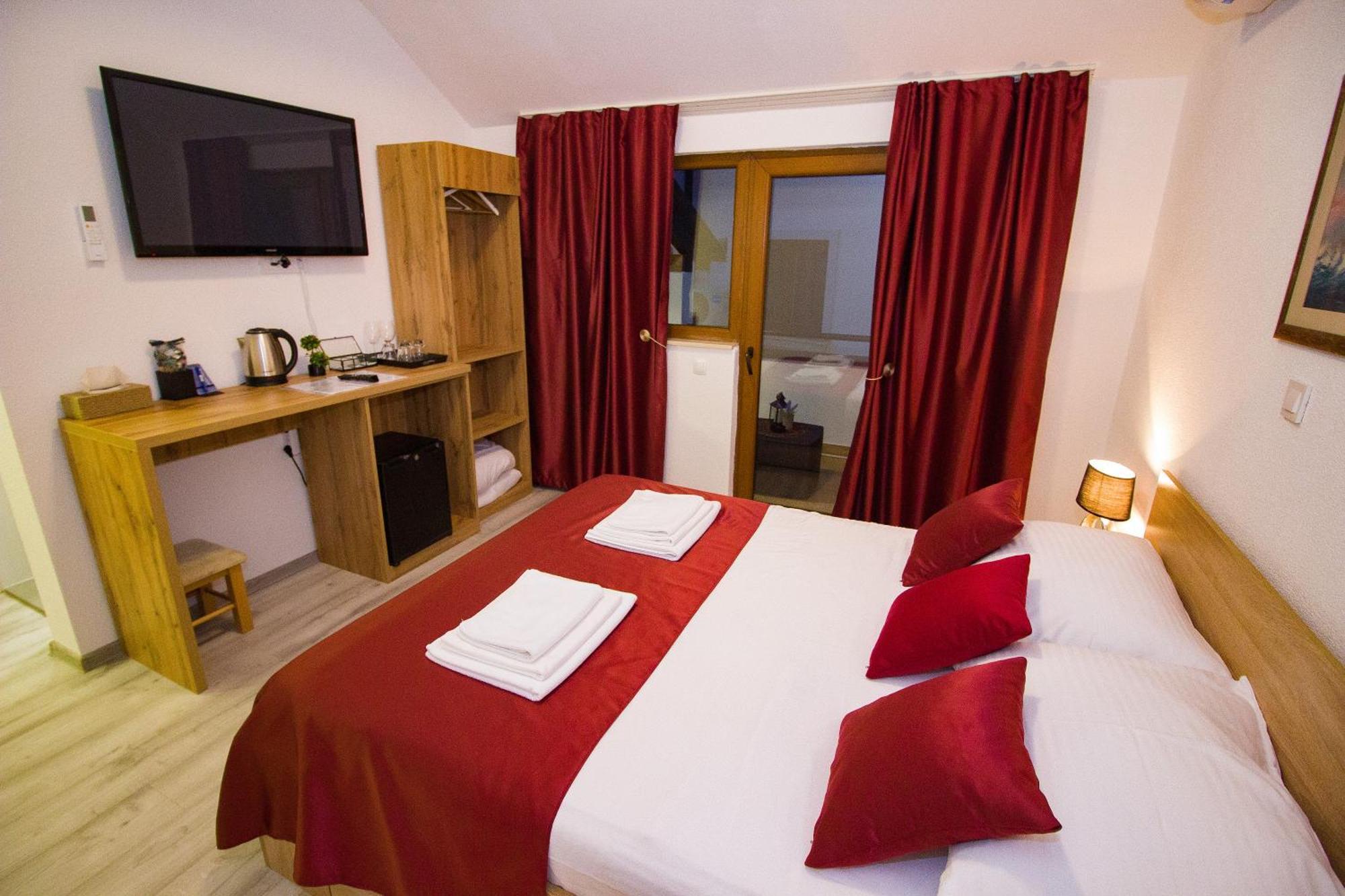 Villa Deny Mostar - With Free Parking Eksteriør bilde