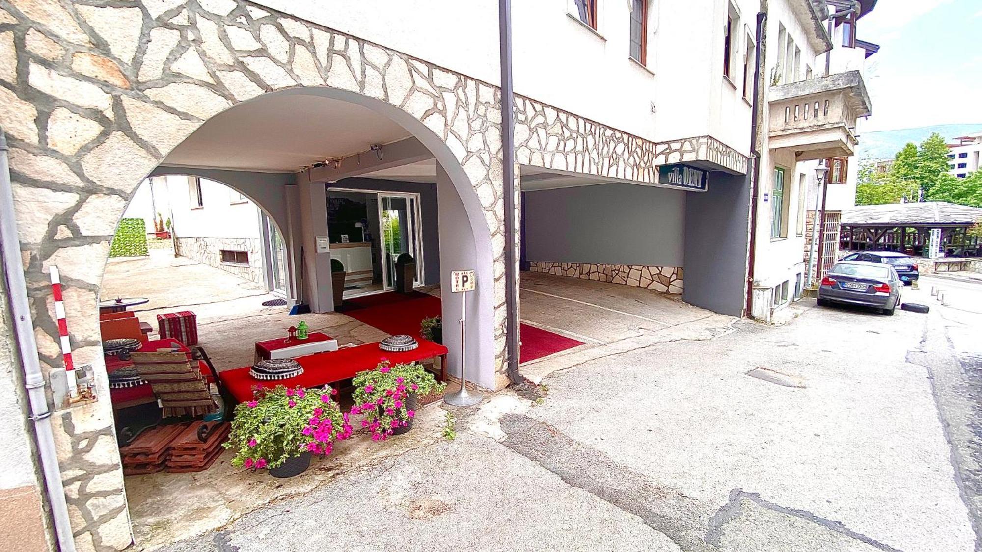Villa Deny Mostar - With Free Parking Eksteriør bilde